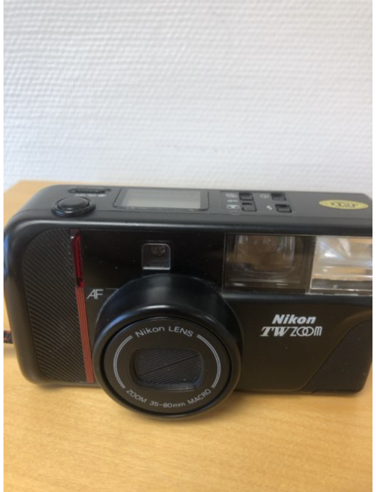 Nikon TW 200M kamera